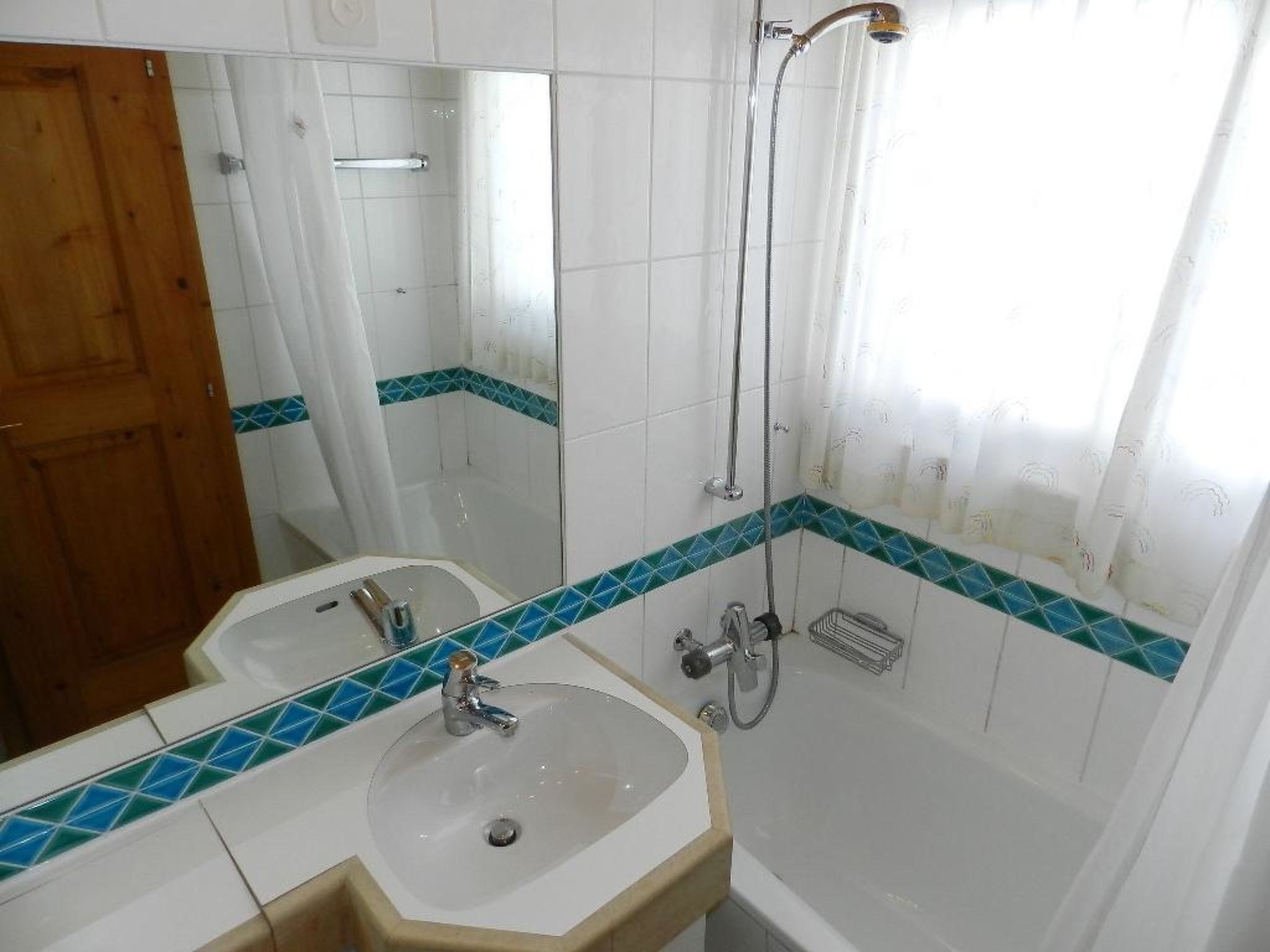 Photo of Media Appartement/Fewo, Dusche oder Bad, WC 6-Bettwohnung