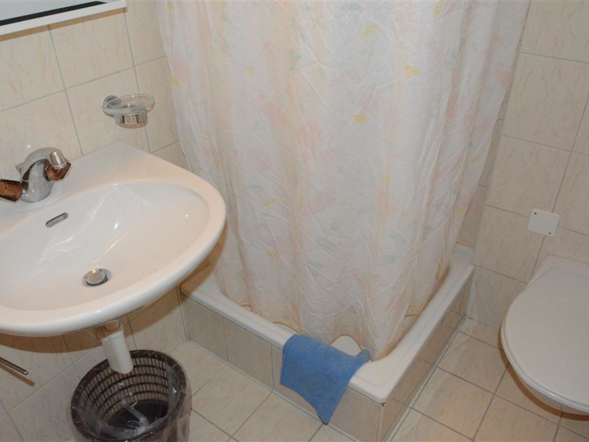 Photo of Mireille Nr. 5 Appartement/Fewo, Dusche oder Bad, WC 4-Bettwohnung