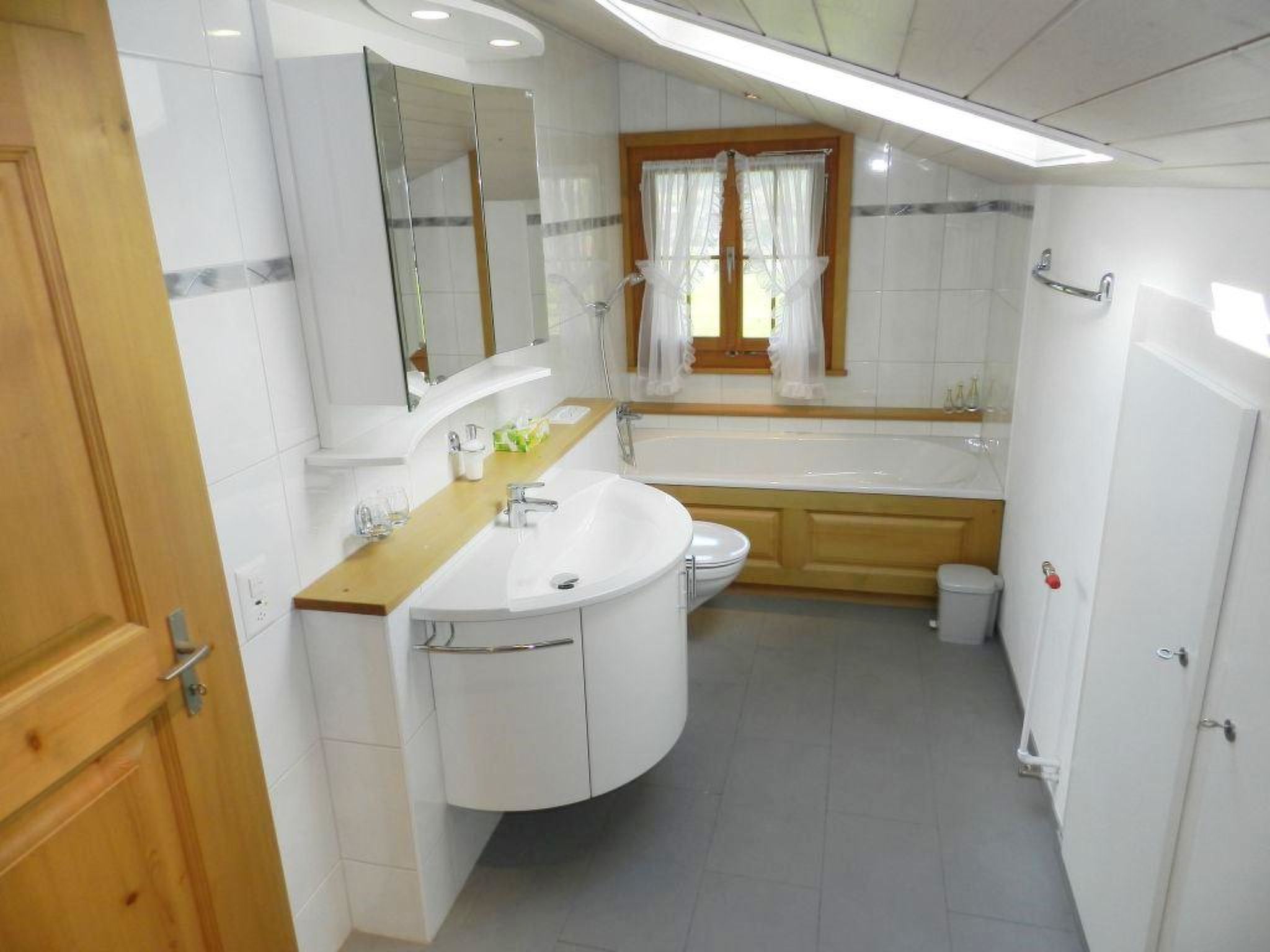 Photo of Abendrot Appartement/Fewo, Dusche oder Bad, WC 2-Bettwohnung