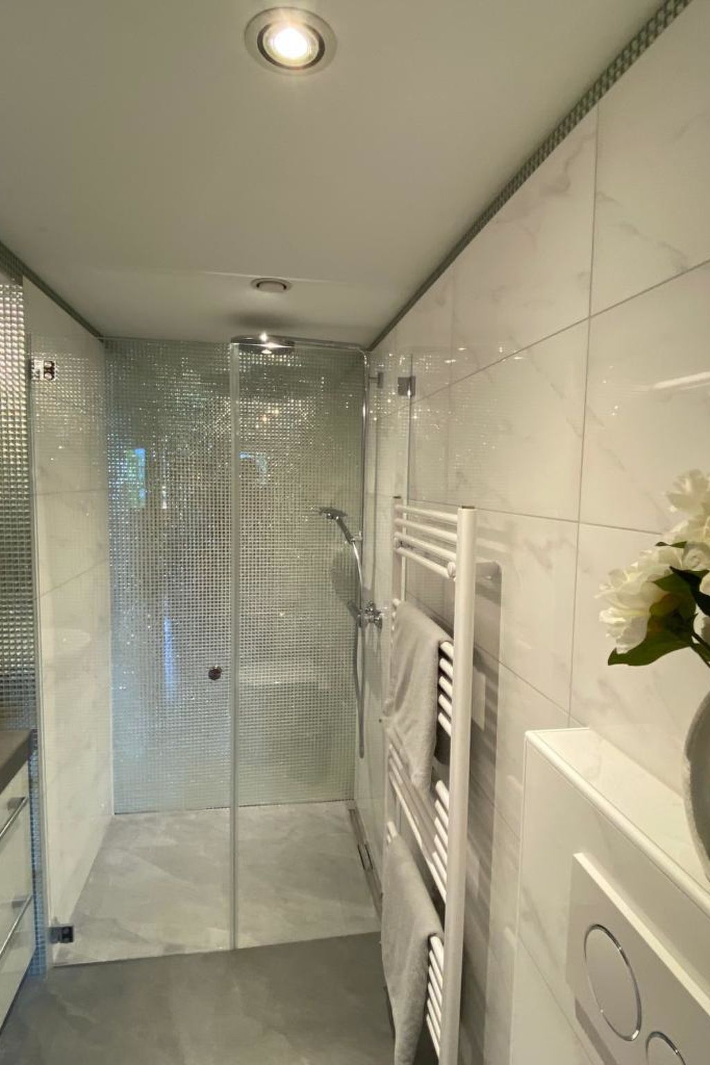 Photo of Les Hivernants (EG links) Appartement/Fewo, Dusche oder Bad, WC, 1 Schlafraum