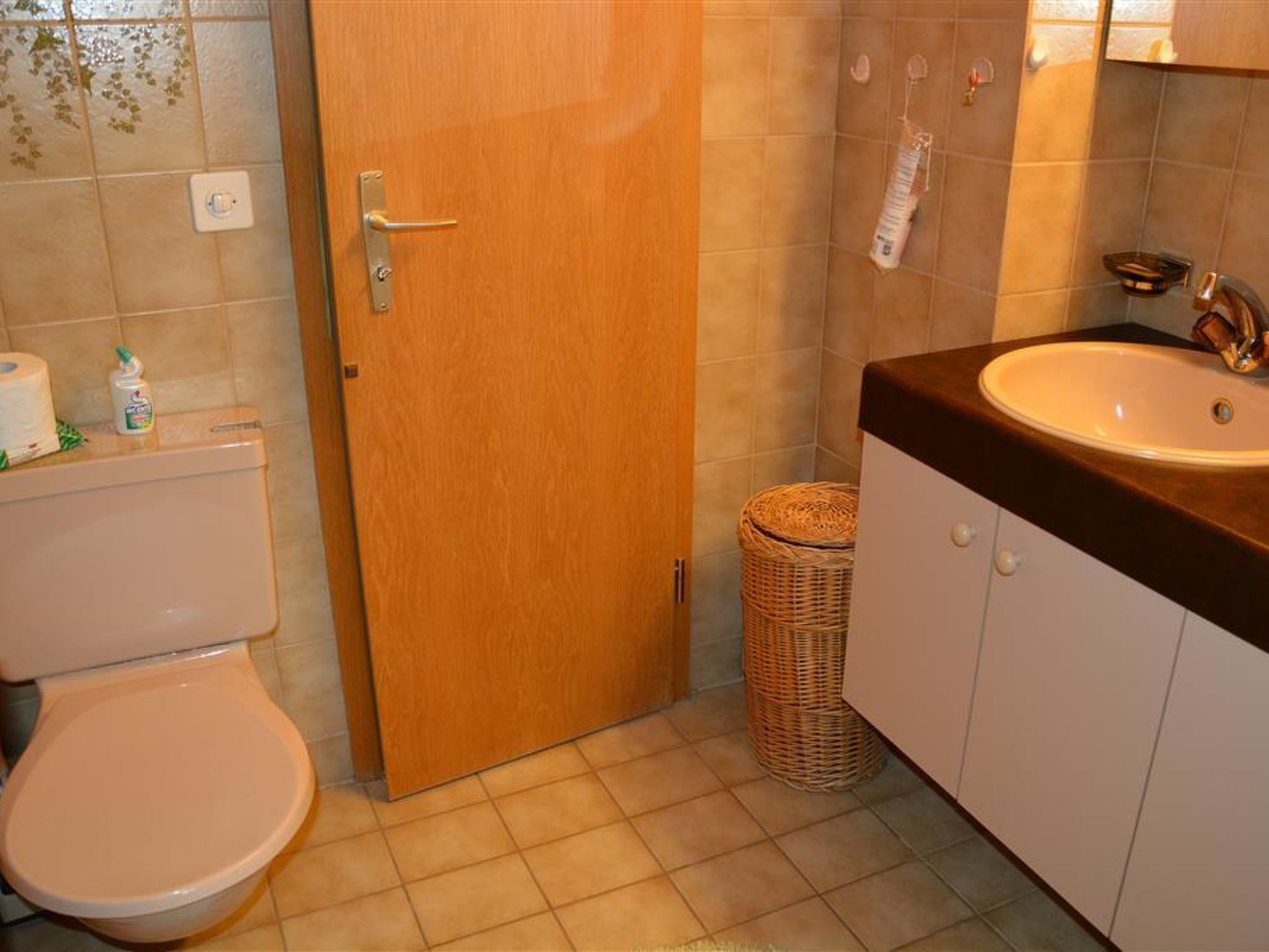 Photo of Hornflue (Wohlwender) Appartement/Fewo, Dusche oder Bad, WC 2-Bettwohnung