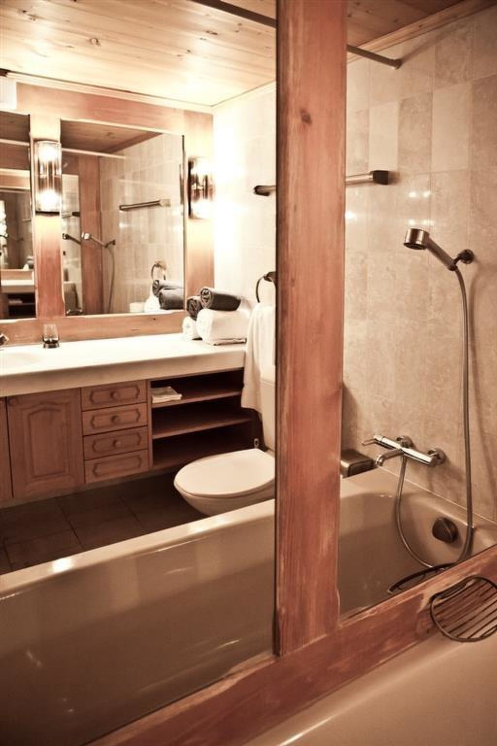 Photo of Drive Appartement/Fewo, Dusche oder Bad, WC 4-Bettwohnung