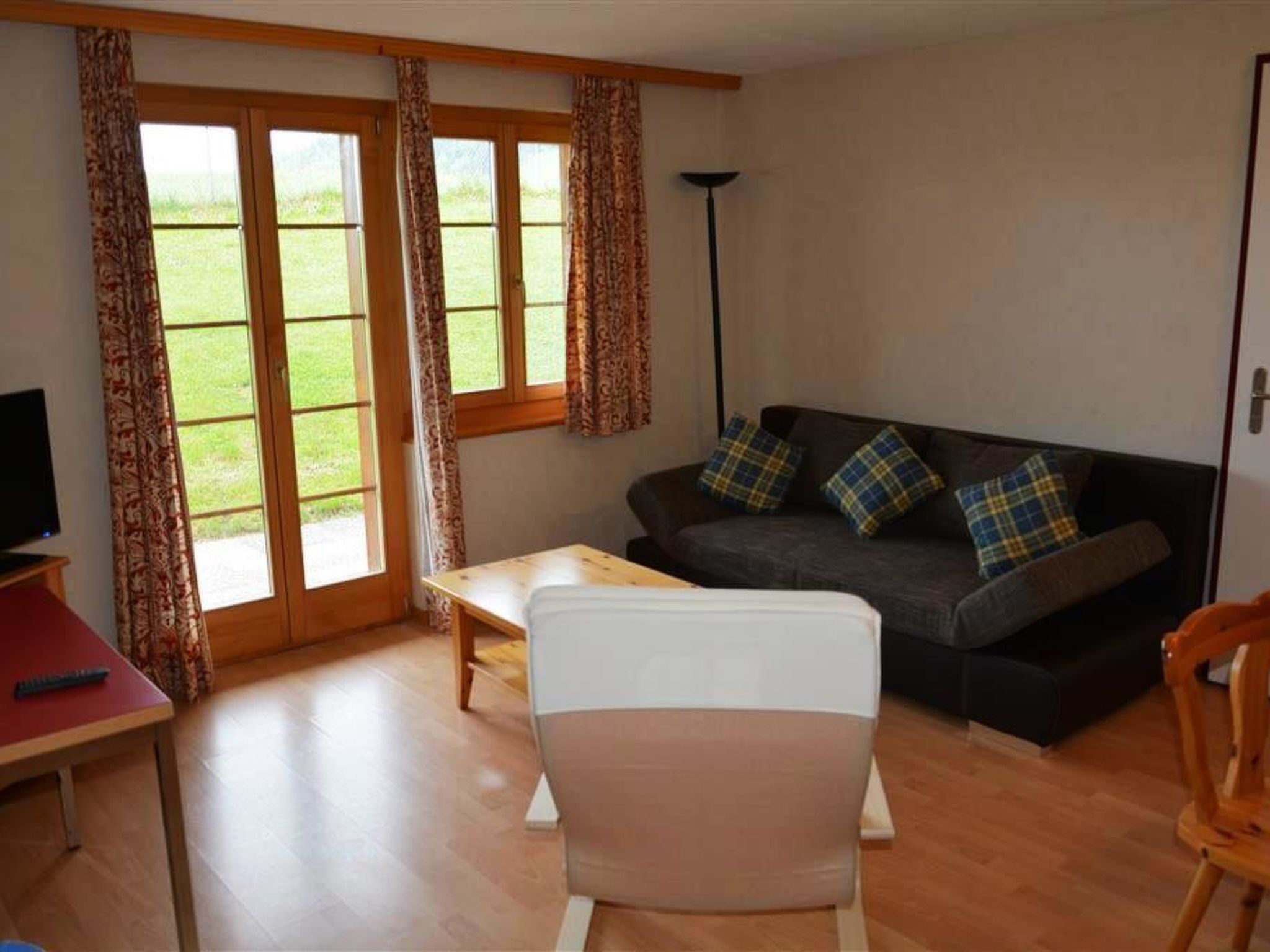 Anne (Tiefparterre) Appartement/Fewo, Dusche oder Bad, WC 6-Bettwohnung