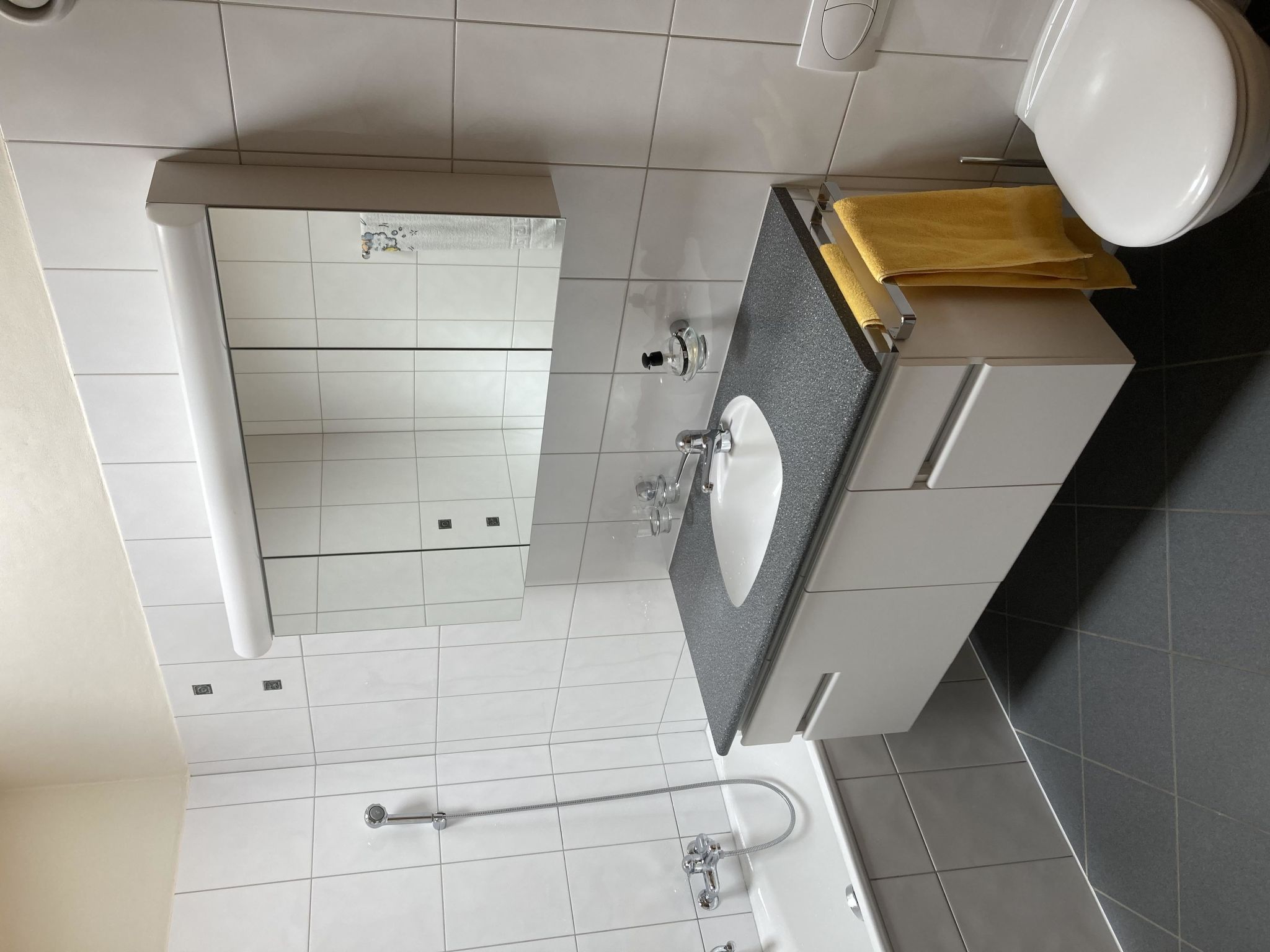 Fichte (Sulliger) Appartement/Fewo, Dusche oder Bad, WC 6-Bettwohnung - Inside