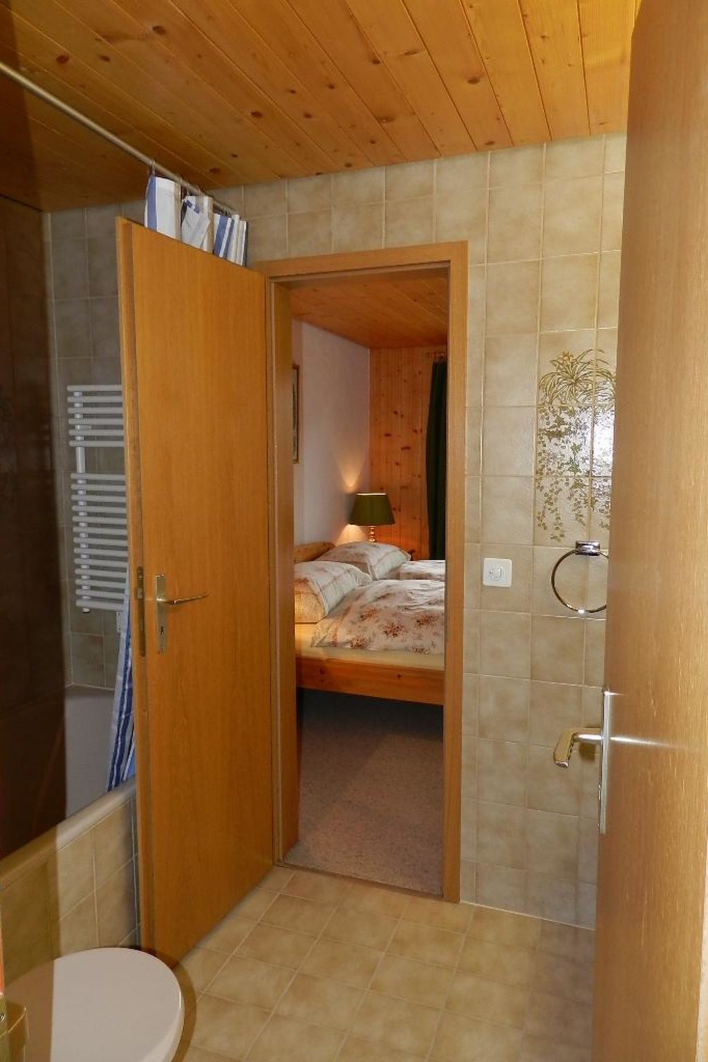 Photo of Hornflue (Baumann) Appartement/Fewo, Dusche oder Bad, WC 4-Bettwohnung