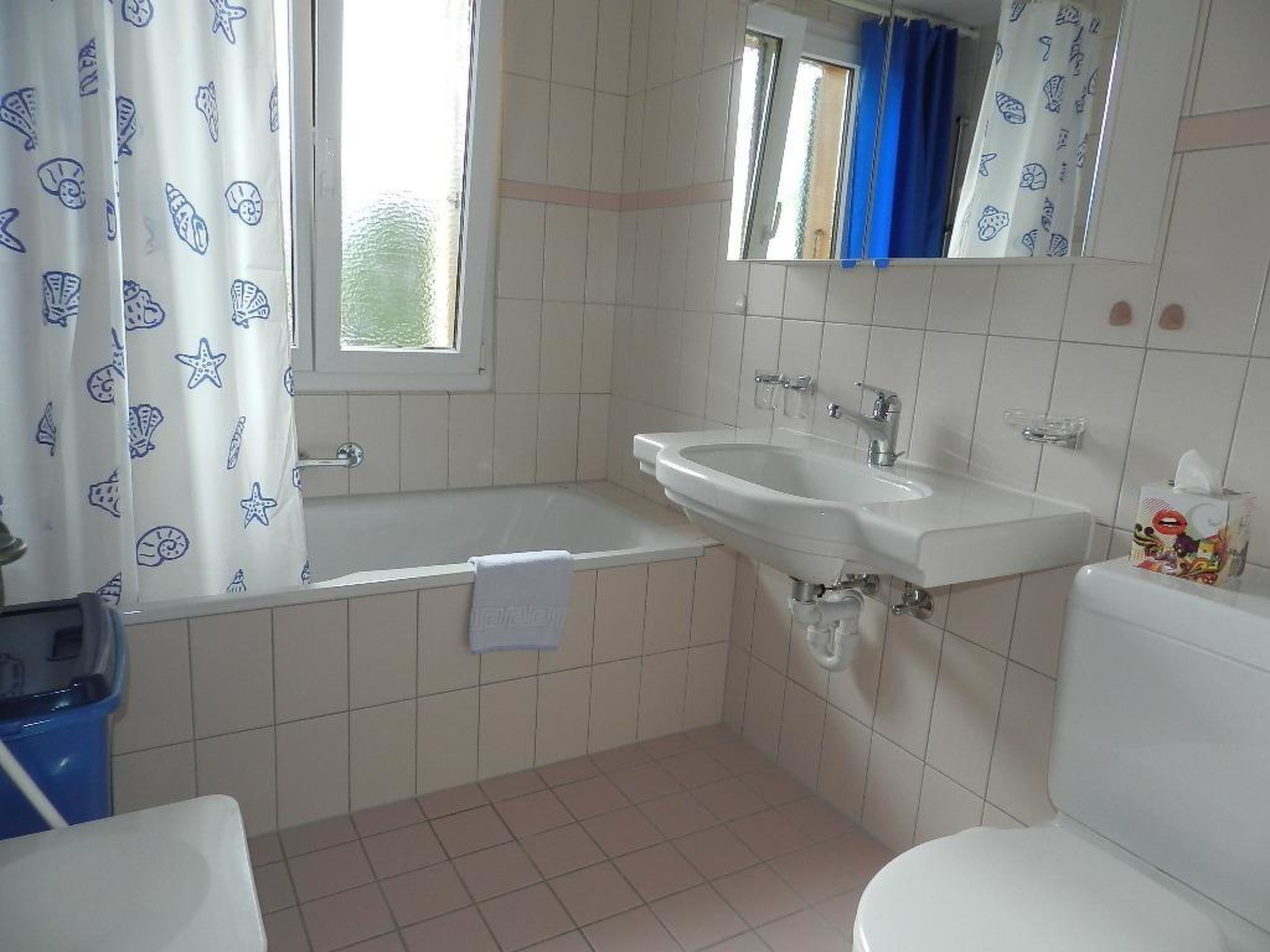 Photo of La Sarine 324 Appartement/Fewo, Dusche oder Bad, WC 6-Bettwohnung
