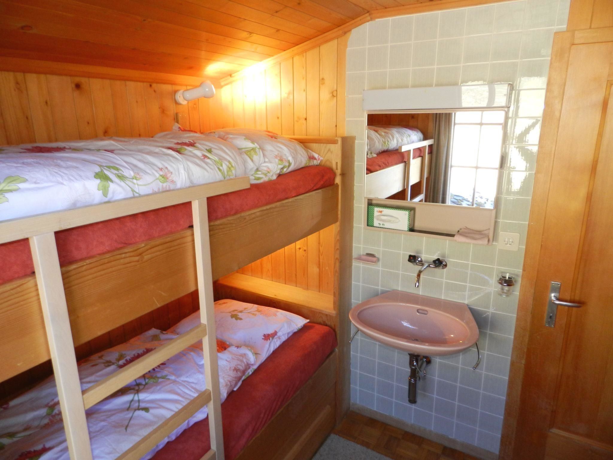 Photo of Guex Appartement/Fewo, Dusche oder Bad, WC 5-Bettwohnung