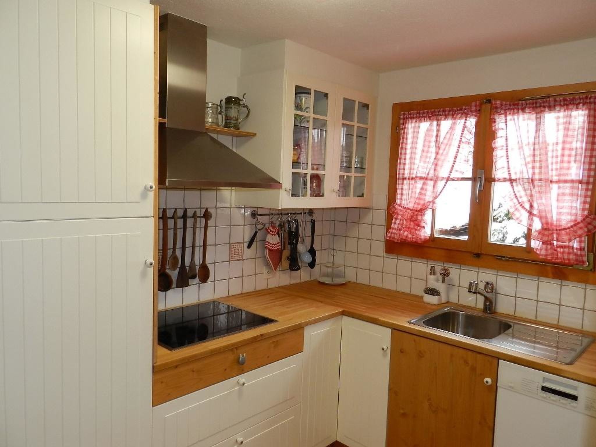 Silberdistel Appartement/Fewo, Dusche, WC, 2 Schlafräume 4-Bettwohnung - Binnen