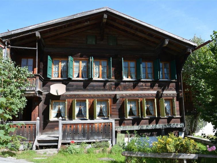 Mittaghorn Villa in Gstaad