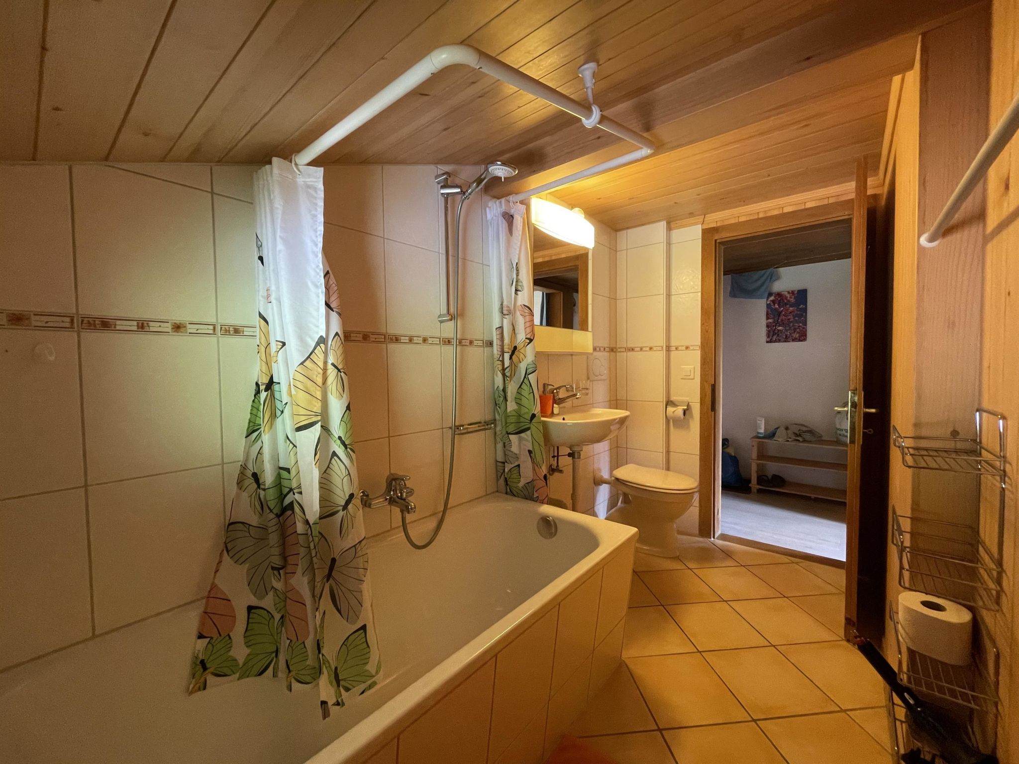 Photo of Sonnegg Appartement/Fewo, Dusche oder Bad, WC 5-Bettwohnung