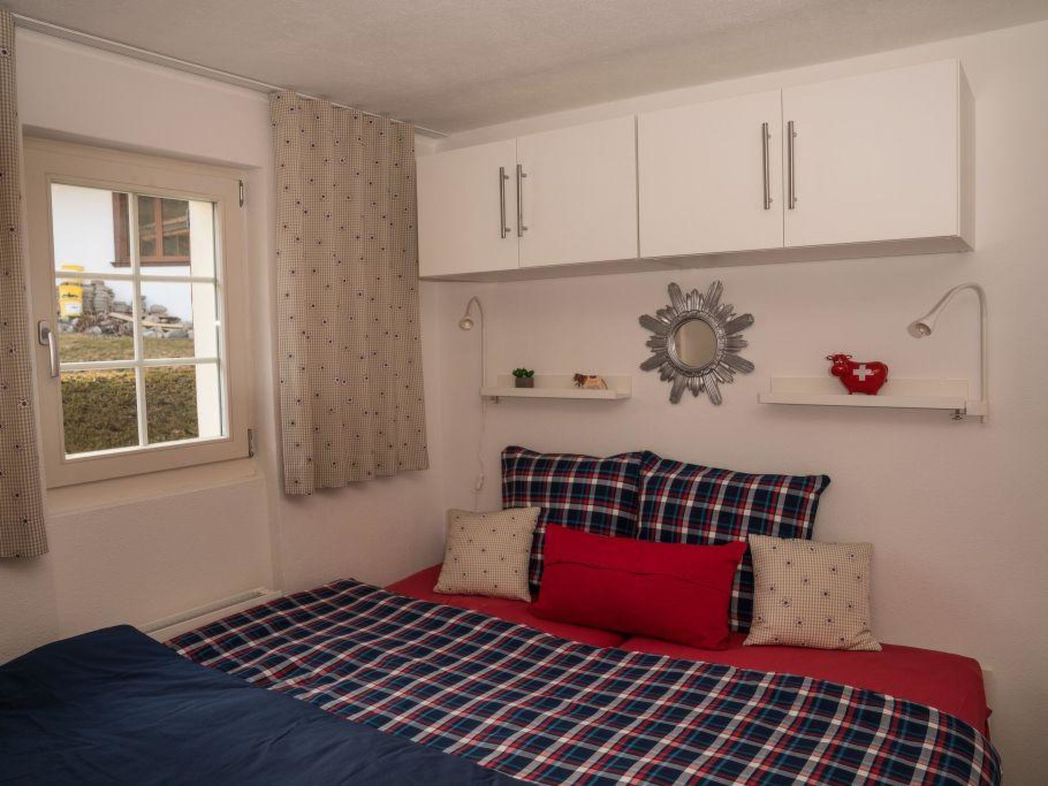 Spitzhorn Nr. 1 Appartement/Fewo, Dusche, WC, 2 Schlafräume 4-Bettwohnung - Dedans