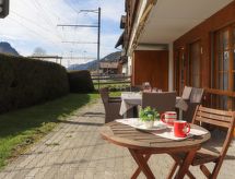 Marie-Soleil: Luxe appartement voor 12 personen in hartje Saanen, Berner Oberland - thumbnail 2