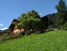 Zonnig zolderappartement met panoramisch uitzicht in Saanen - thumbnail 4