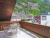 Historisch loft in hartje Interlaken, dichtbij meren en bergen - thumbnail 4
