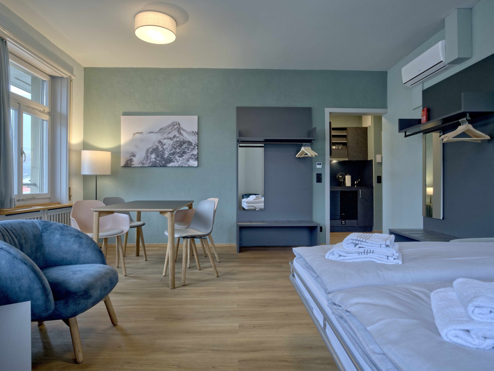 BankHouse Apt. XL304 Accommodation in Interlaken