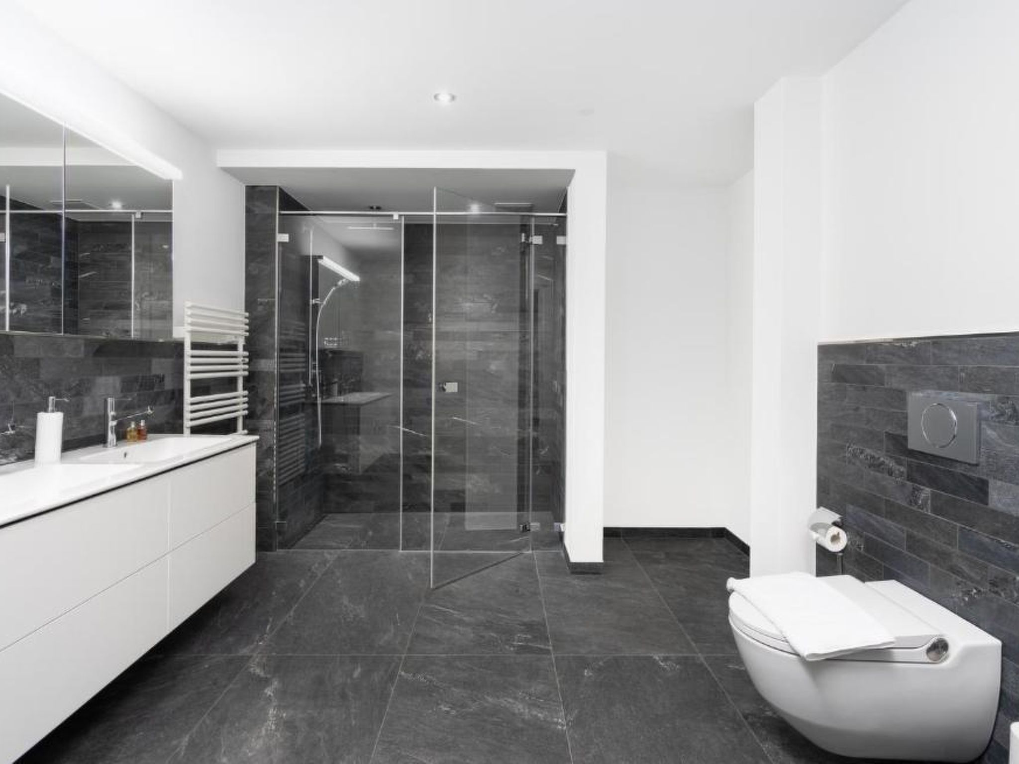 Swiss Hotel Apartments Appartement/Fewo Three Bedroom Apartment