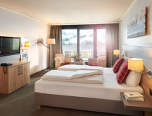 Rustiek appartement in Beatenberg met uitzicht op Eiger, Mönch en Jungfrau - thumbnail 4