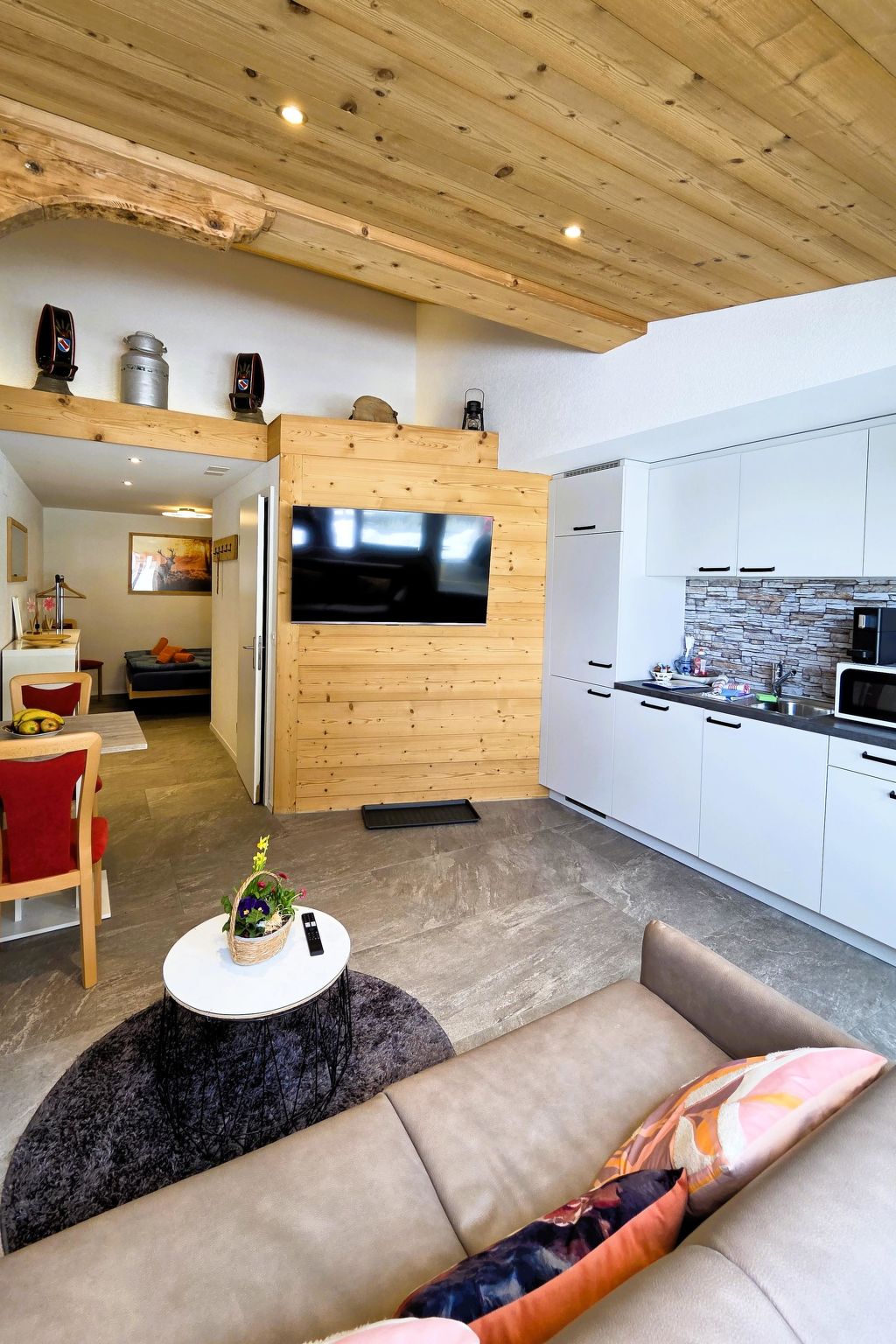 Lilo/Studio - Inside