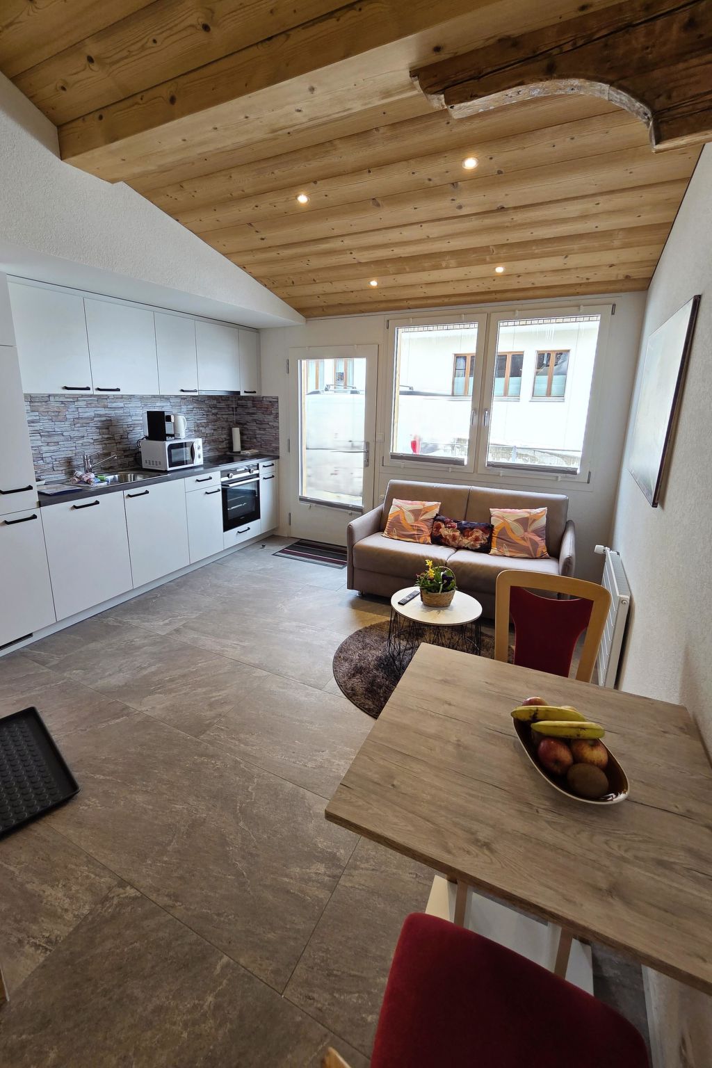 Lilo/Studio - Inside