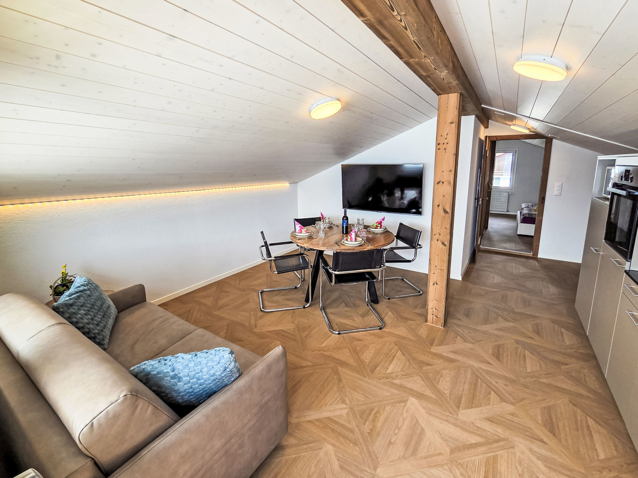 Photo of LiloTopMountainView