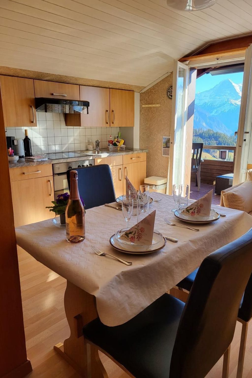 Photo of LiloTopMountainView