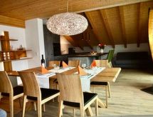 Panorama-Beatenberg: Luxe appartement met adembenemend uitzicht op Eiger, Mönch en Jungfrau - thumbnail 4