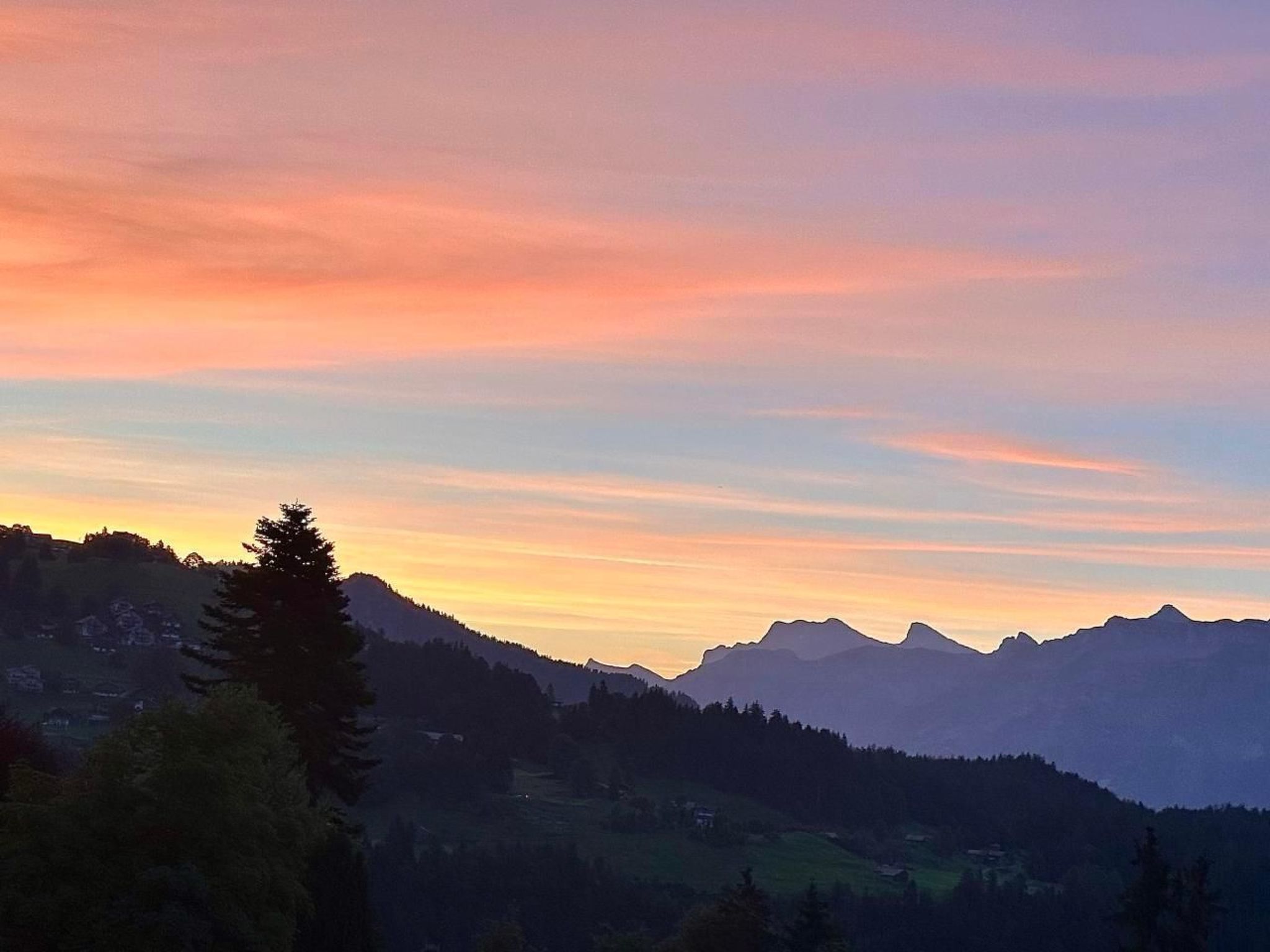 Panorama-Beatenberg-Binnen