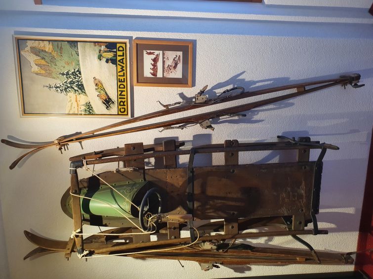 Search and Stay, undefined in undefined. Gallery position 4