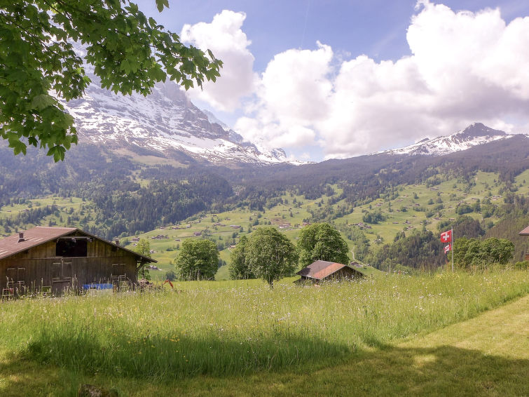 Slide8 - Chalet Jolimont