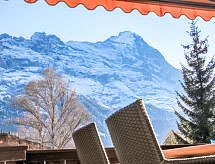 Chalet Bodmisunne: 5-persoons appartement direct aan de piste in Grindelwald - thumbnail 2