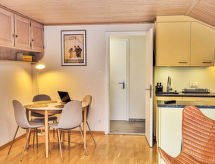 Zonnig appartement in Grindelwald met bergzicht, vlakbij skibus - thumbnail 2