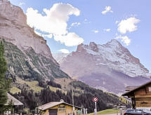 Apartment Chalet Chiebrendli