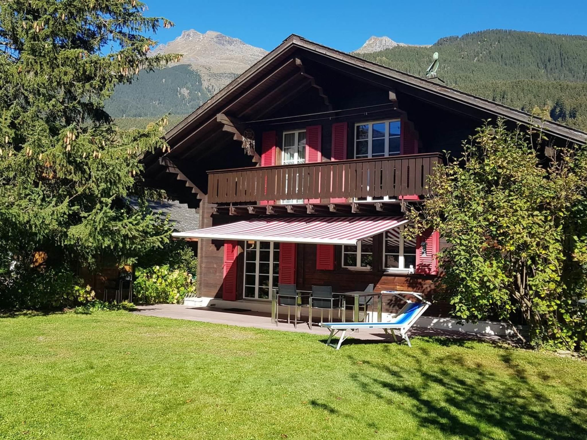 Chalet Gletscherfloh Villa in Grindelwald