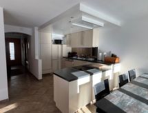 Ruim 6-persoons appartement met adembenemend bergzicht in Grindelwald - thumbnail 3