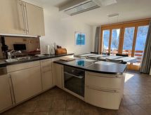 Ruim 6-persoons appartement met adembenemend bergzicht in Grindelwald - thumbnail 6