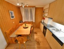 Ruim appartement met fenomenaal Eiger-uitzicht in Grindelwald - thumbnail 6