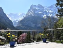 Vrijstaand chalet in Grindelwald met bergzicht, open haard en terras - thumbnail 2