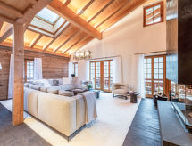 Chalet Andra: Luxe vrijstaand chalet voor 8 personen aan de skipiste in Grindelwald - thumbnail 4