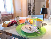 Zonnig 3-persoons appartement in Lauterbrunnen met uitzicht op de bergen - thumbnail 6