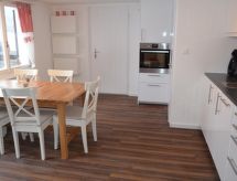Chalet Sandra in Wengen: knus bergchalet met ski-in/ski-out en tuin - thumbnail 6