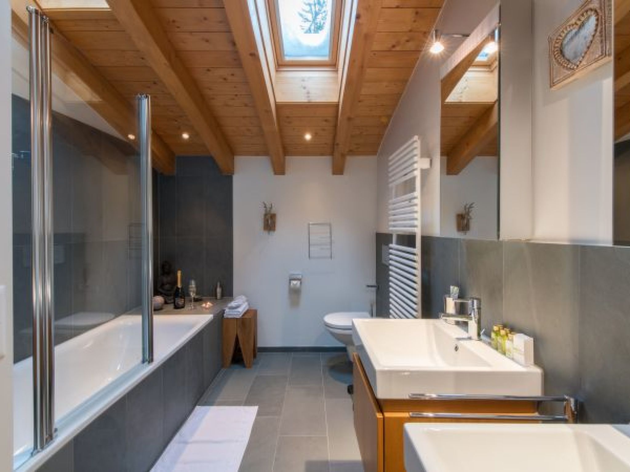 Photo of Waldbort Penthouse Suite