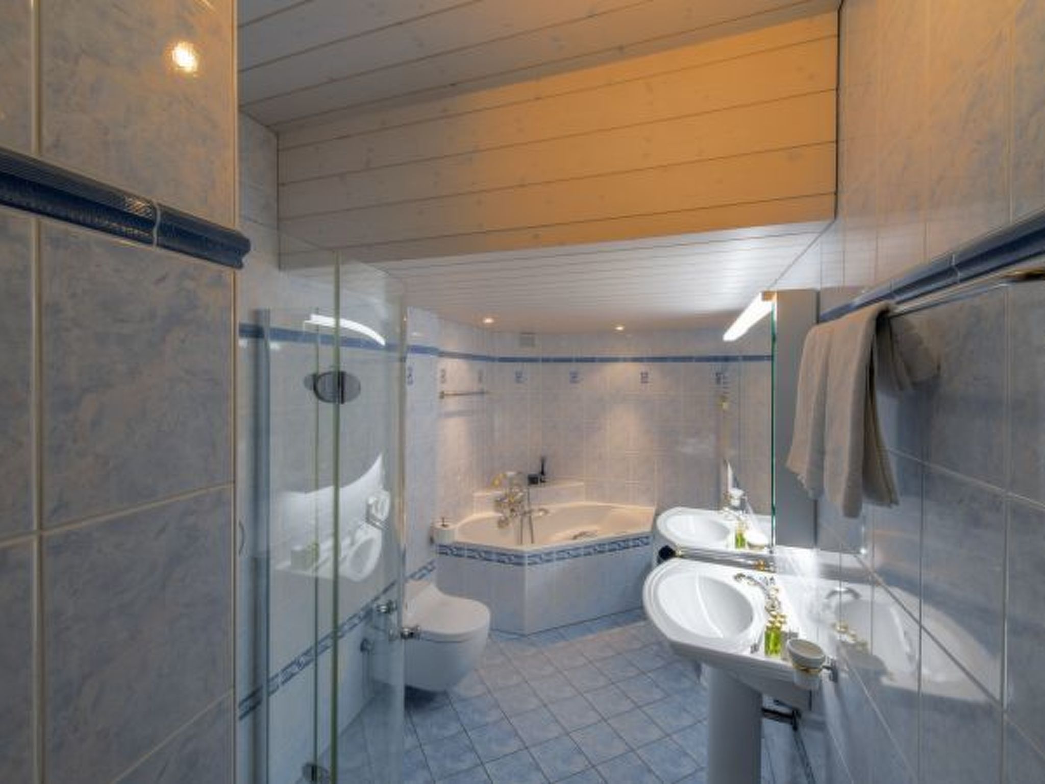 Photo of Chalet Hunnenfluh Garden Apartment