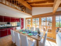 Waldbort Penthouse Residence: Luxe bergappartement met panoramisch uitzicht in Lauterbrunnen - thumbnail 3