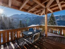 Alpenpanorama in Lauterbrunnen: Chalet voor 6 met balkon - thumbnail 2