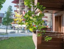 Chalet Waldschluecht: Ruim 6-persoons verblijf aan skipiste in Lauterbrunnen - thumbnail 5