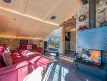 Chalet Margaux Penthouse: Luxe chalet in hartje Berner Oberland met panoramisch uitzicht - thumbnail 2