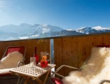 Chalet Roossi Penthouse: Luxe 150m² penthouse met panoramisch uitzicht over Lauterbrunnen - thumbnail 3