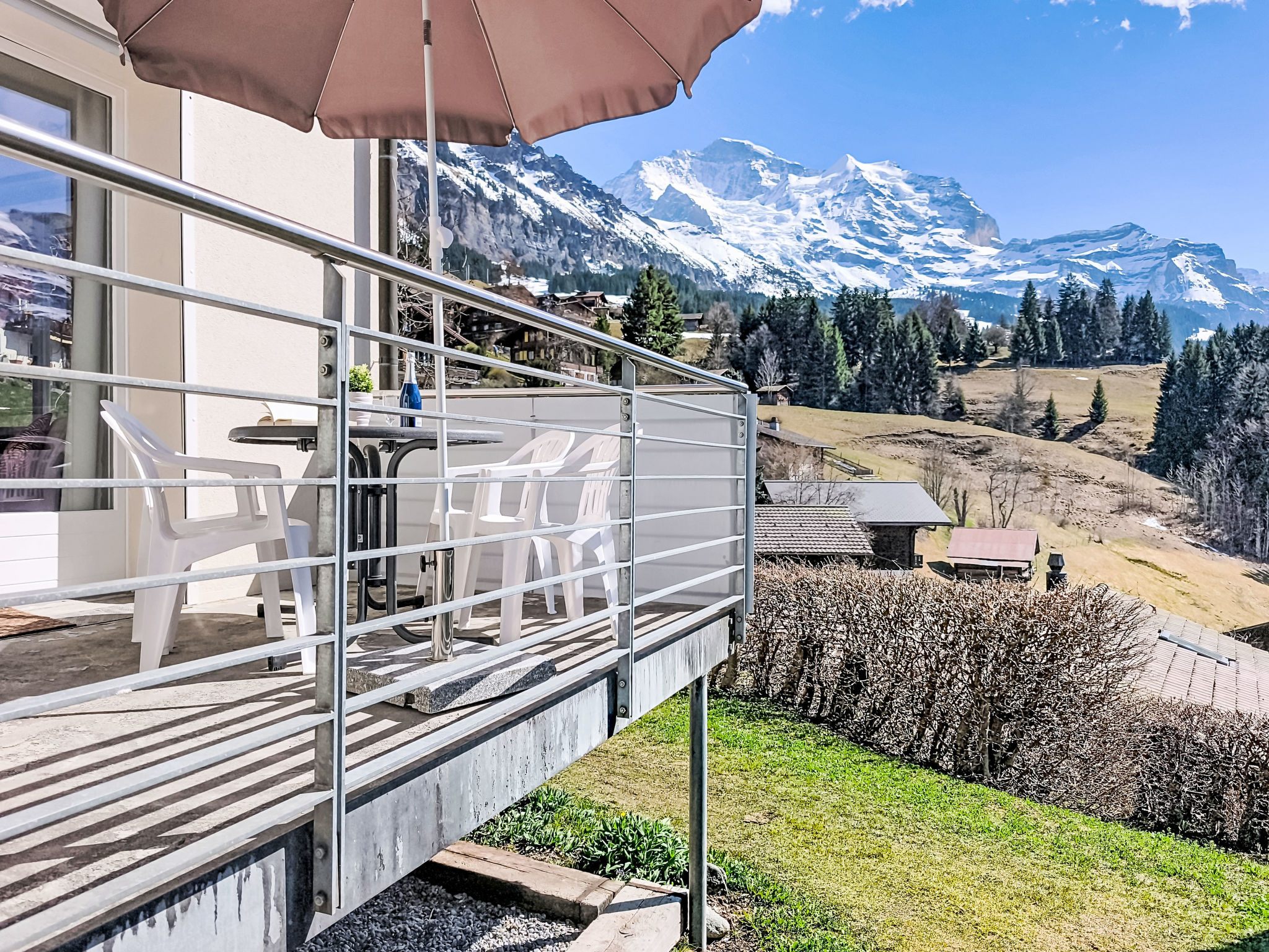 Bristol Apt. M - Buiten