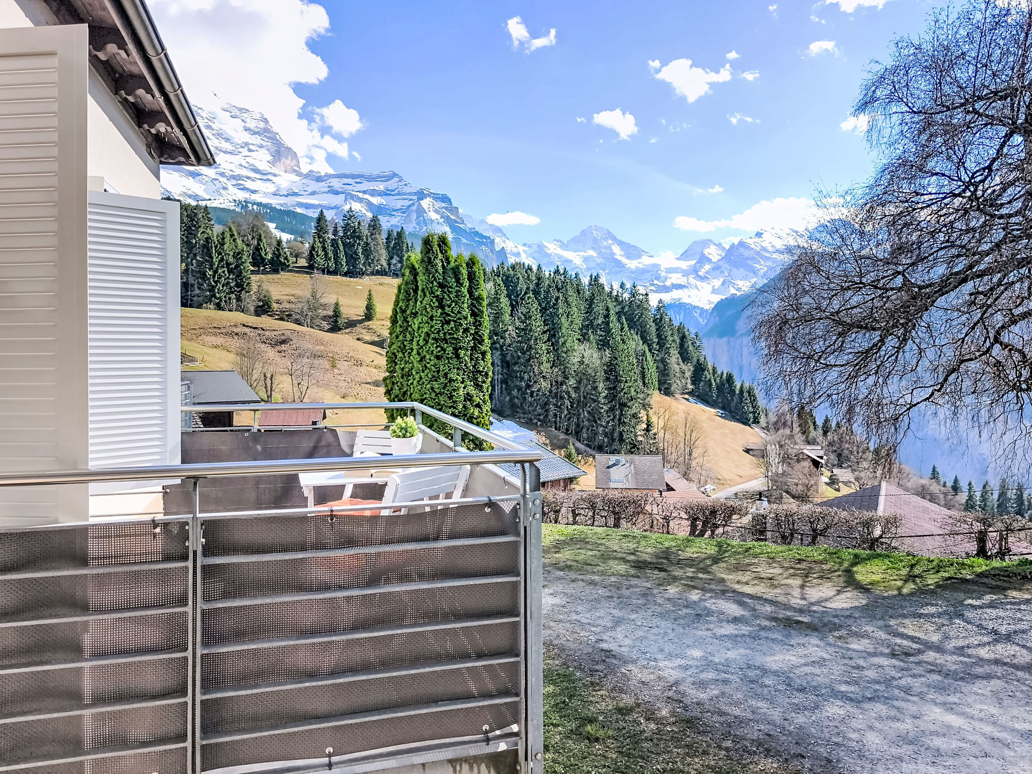 Bristol Studio M - Buiten