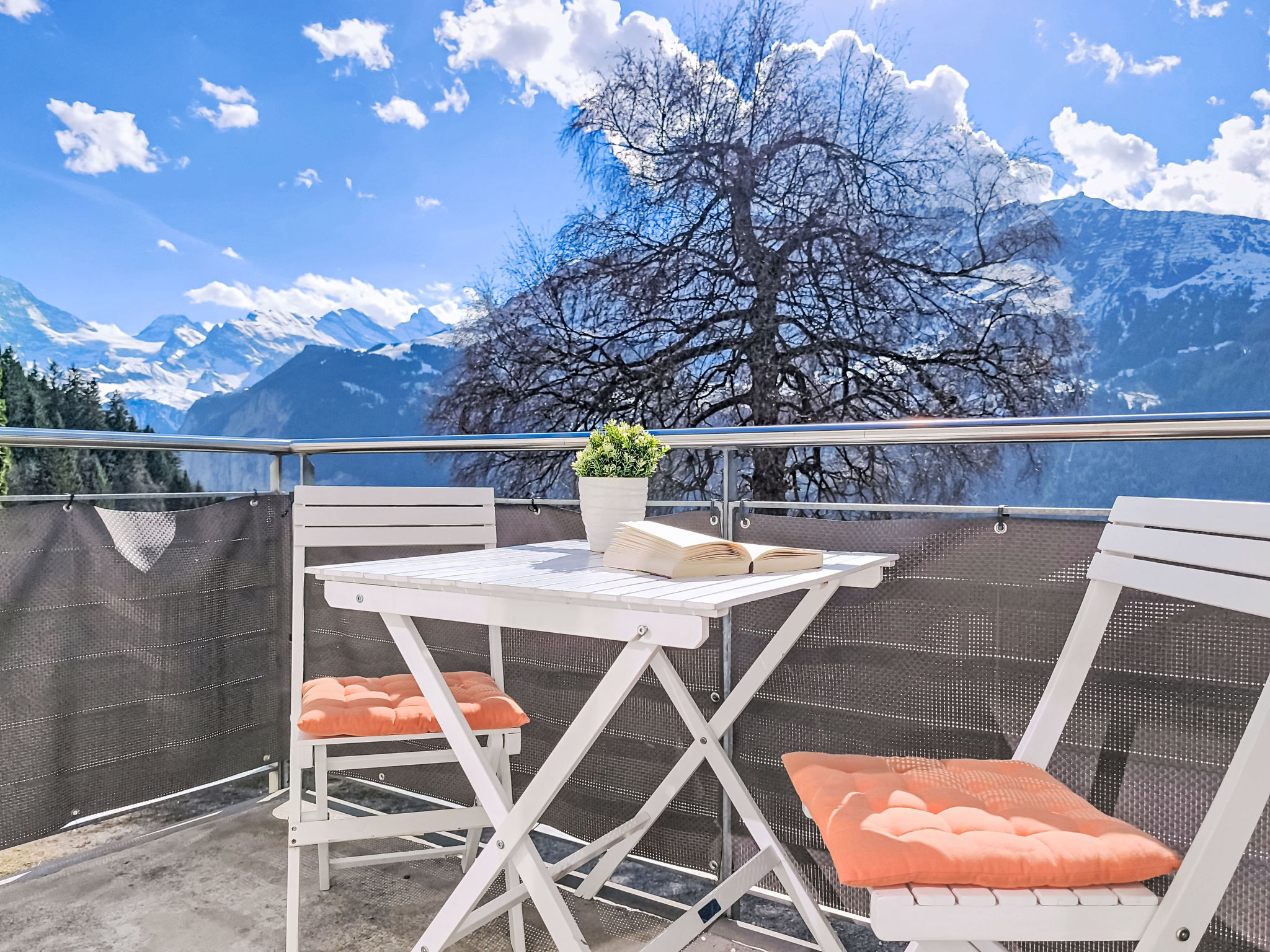 Bristol Studio M - Buiten